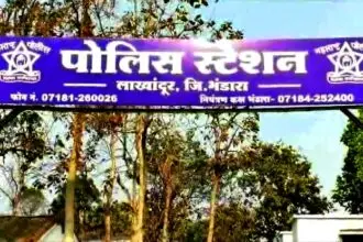 देशी दारूची तस्करी करताना रंगेहात पकडले : लाखांदूर पोलिसांची कारवाई